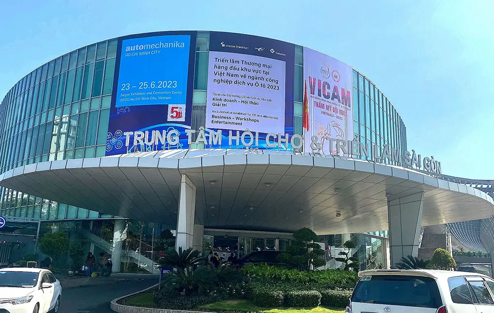 Luxfighter Car LED چراغ جلو 2023 Automekanika Ho Chi Minh City